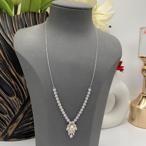 طقم شبكه ذهب تصميم الألماس بالفانسي عيار 18 الوزن...