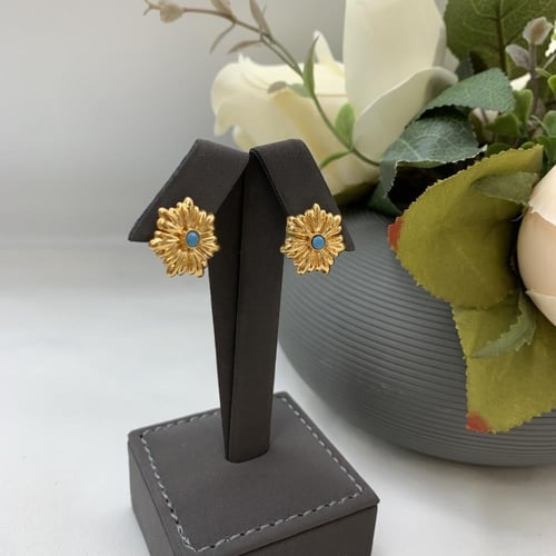 نص طقم بحريني عيار 21 باللون الفيروزي الوزن 10.4