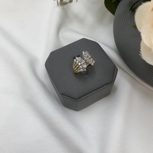 خاتم إيطالي تصميم الألماس عيار 18