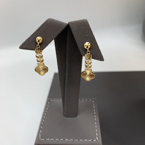 طقم تصميم إيطالي ذهب صافي عيار 18 الوزن 26