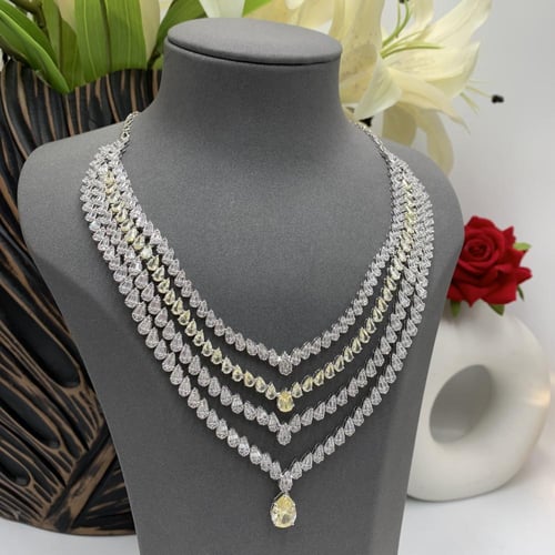 طقم شبكه بالفانسي ذهب تصميم الألماس عيار 18 الوزن...