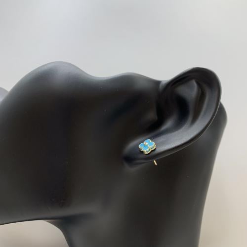 حلق ناعم باللون الفيروزي عيار 18 الوزن 0.9