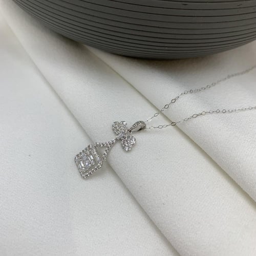 نص طقم ذهب ابيض تصميم الألماس عيار 18 الوزن 5.3