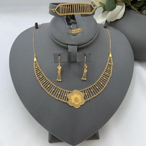 طقم بحريني عيار 21 ذهب صافي الوزن 17.6