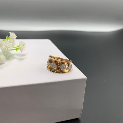 خاتم إيطالي تصميم الماس ذهب روز قولد عيار 18 الوزن...