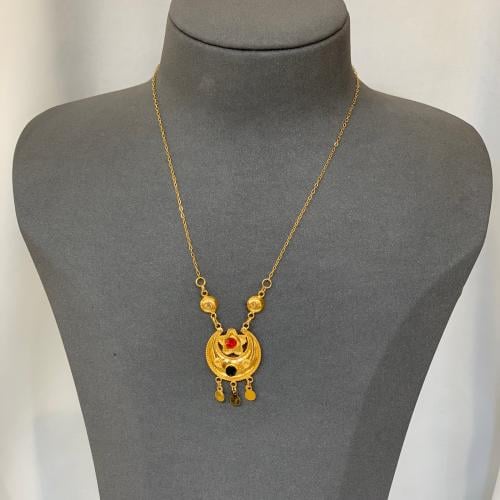 عقد شرقي عيار 21.