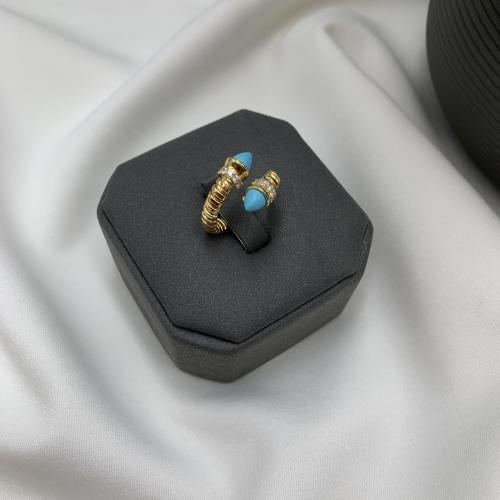 خاتم إيطالي باللون الفيروزي عيار 18