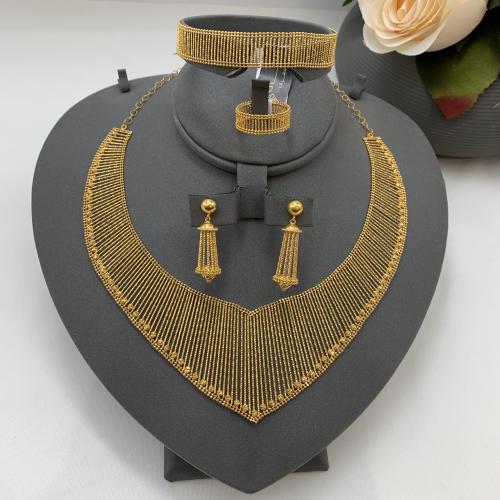 طقم بحريني ذهب صافي عيار 21 الوزن 55