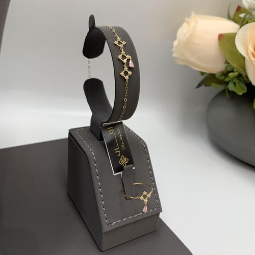 طقم شبكه ناعم باللون الوردي عيار 18 الوزن 6.9