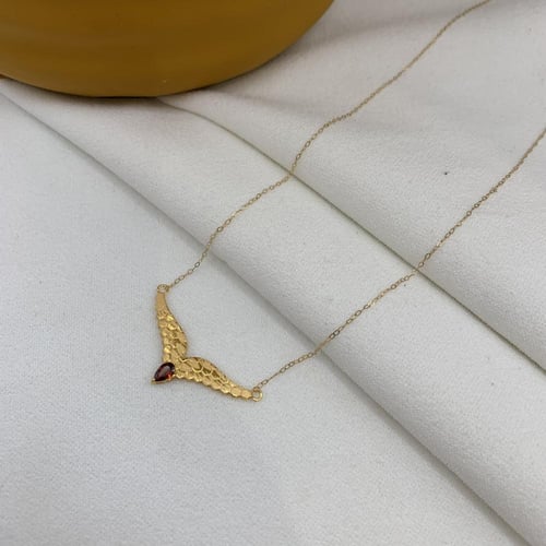 طقم ناعم جناح الصقر باللون الأحمر عيار 21 الوزن 3....