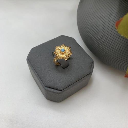 نص طقم بحريني عيار 21 باللون الفيروزي الوزن 10.4