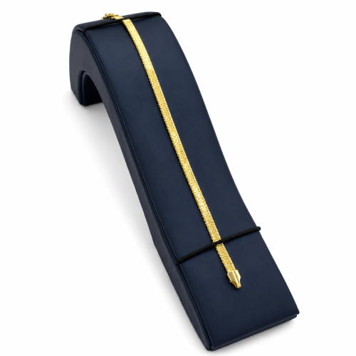 Italian gold bracelet 18 karat with a luxurious flat design – weight 4.65 grams