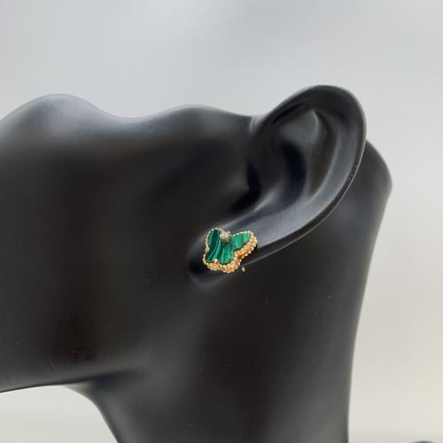 حلق ايطالي باللون الاخضر عيار 18 الوزن 2.8