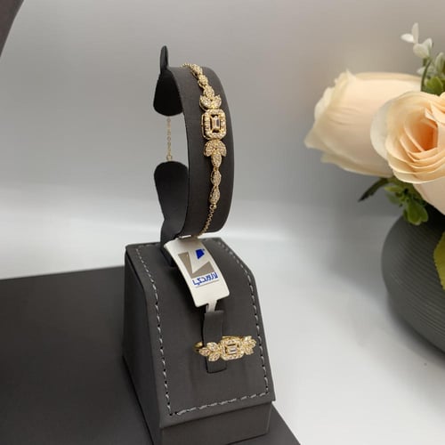 طقم شبكه تصميم الألماس لازردي عيار 18 الوزن 18.1