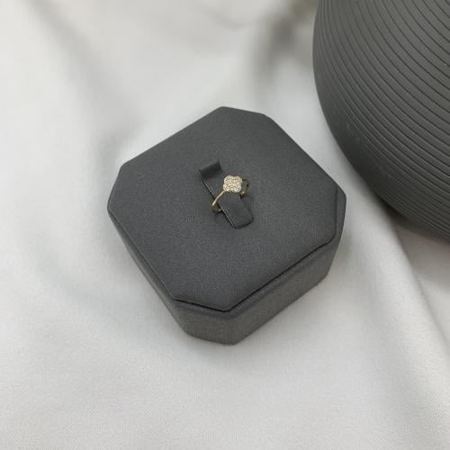 خاتم ناعم أطفال تصميم الألماس عيار 18