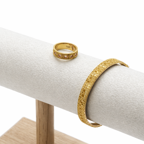 Gold bracelet and ring, 21 karat, weight 14.35 grams