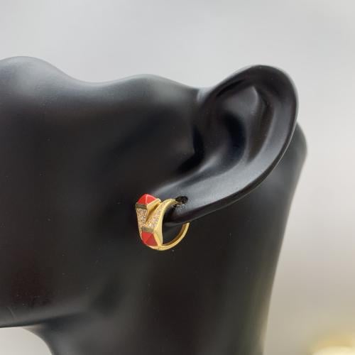 حلق إيطالي عيار 18 باللون الأحمر الوزن 3.1