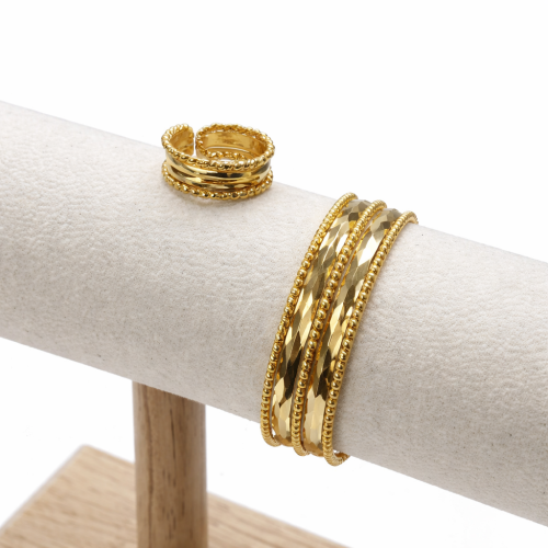 Gold bracelet and ring, 21 karat, weight 18.88 gra...
