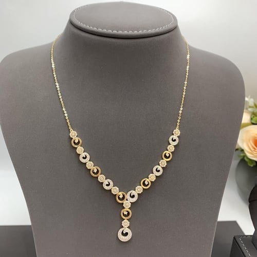 طقم شبكه تصميم الألماس عيار 18 الوزن 18.6