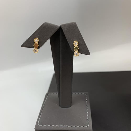 طقم إيطالي تصميم الألماس عيار 18 الوزن 10.4