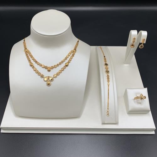 طقم بحريني عيار 21 تصميم الألماس الوزن 22.9