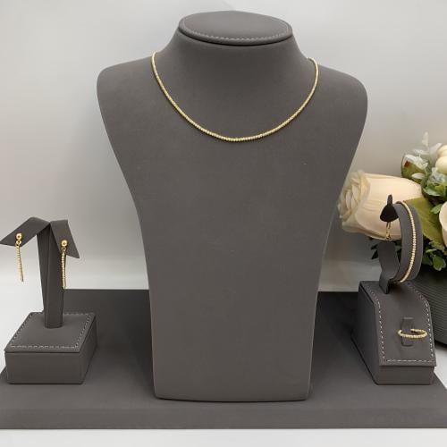 طقم الدوريكا إيطالي عيار 18 ذهب صافي الوزن 17.9