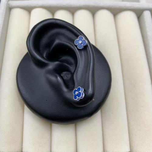 حلق إيطالي ذهب ابيض. باللون الازرق عيار 18