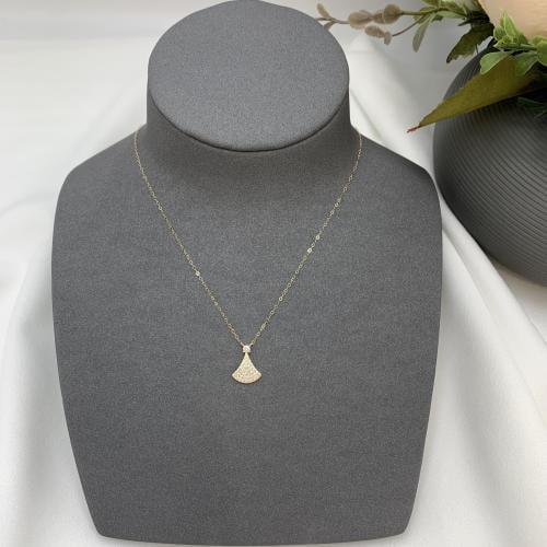 عقد ناعم تصميم الألماس عيار 18