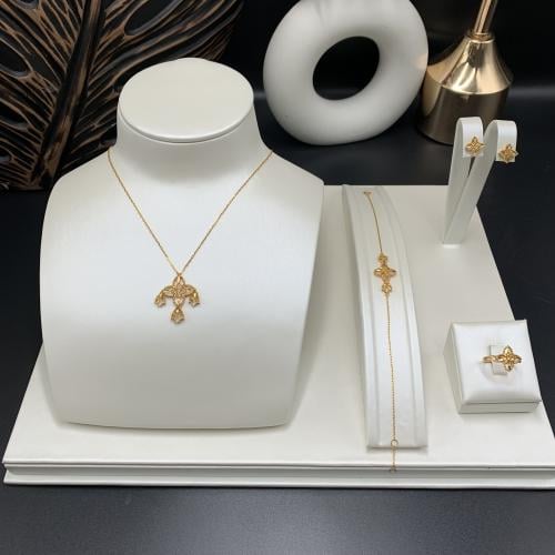 طقم ناعم عيار 21 ذهب صافي الوزن 9.1