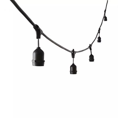 A lighting cord with a length of 10 meters and 10 outlets