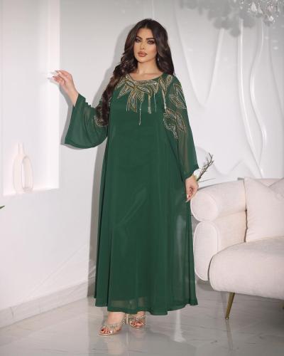 جلابية مطرزة