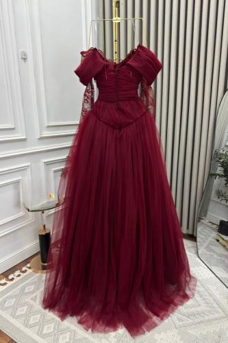 Luxury tulle evening dress embroidered with flowers