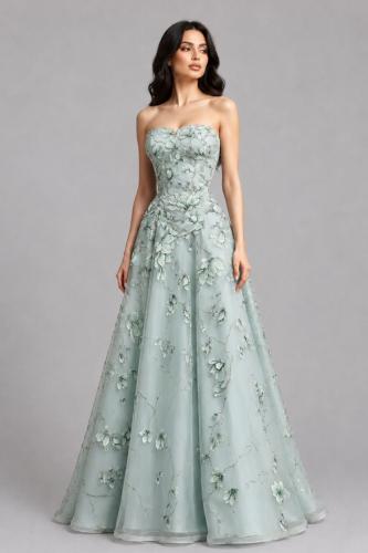 Luxury tulle evening dress embroidered with flowers
