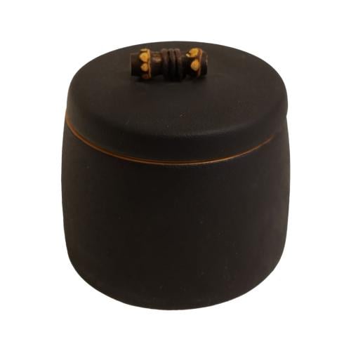 جرة سيراميك بغطاء لون اسود