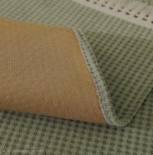 مفرش وغطاء متعدد الاستخدام باللون الأخضر