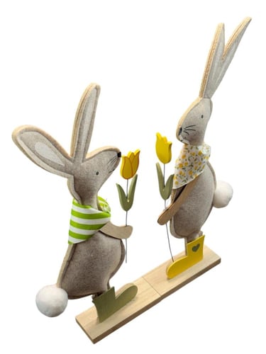 تحف خشبية بتصميم أرنب بعدة أشكال