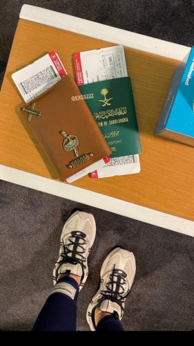 كفر جواز + راقصة باليه + طائرة