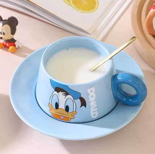 كوب بطوط مع طبق سيراميك