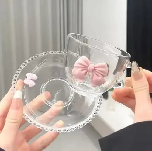 كوب كلاسيكي مع صحن سيراميك