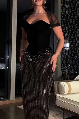 فستان سهرة أسود فخم مرصع بالكريستال