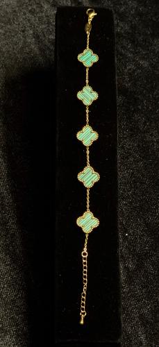 اسوارة فاخرة