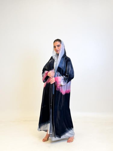 عباية مخمل فاخرة