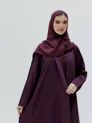 عباية ناعمة بلون عودي أنيق