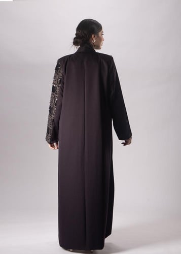 عباية موڤ فاخرة بتفاصيل ترتر بني ساحر