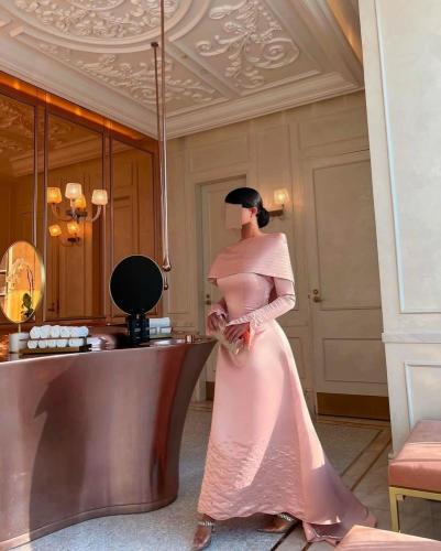 فستان سهرة كسرات صدر