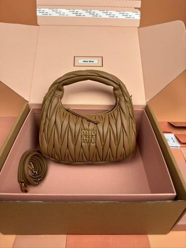 شنطه ميو ميو ماستر MiuMiu