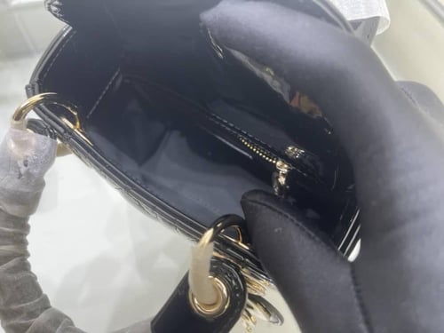شنطه ديور