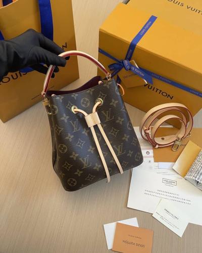 شنطه لويس فيتون ماستر