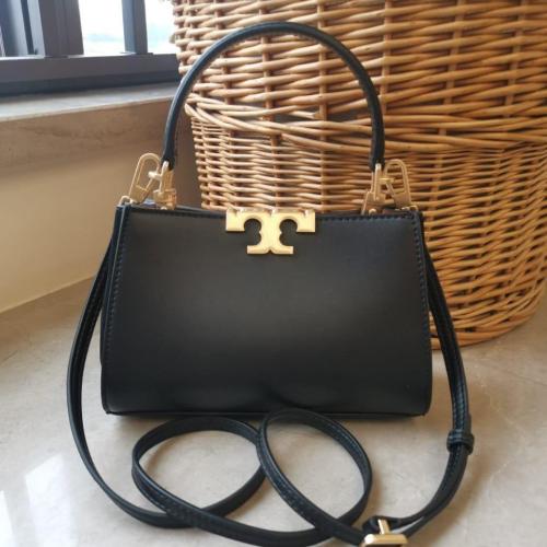 توري بورش Tory Burch مقاس صغير