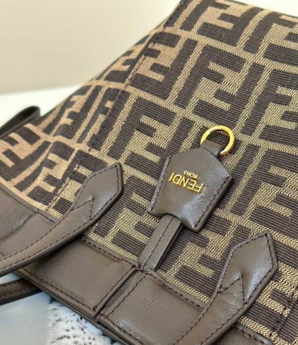 شنطه فندي ماستر